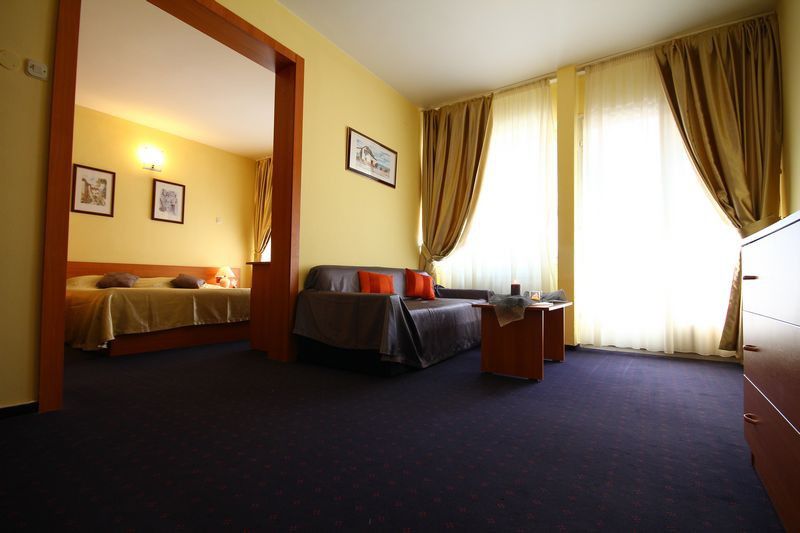 Hotel PUY מראה חיצוני תמונה